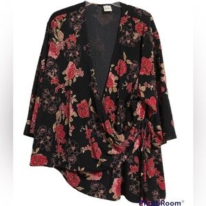 Beautiful wrap top size 4x